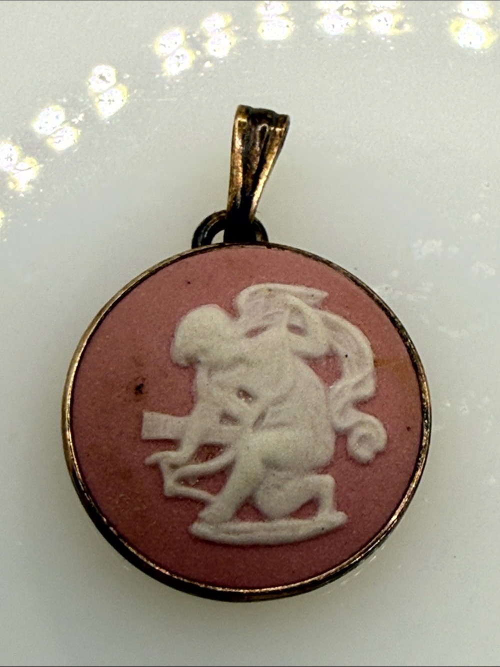 Antique sterling silver Pink lilac Wedgewood Cameo Disc Pendant charm cherub ⭐️ - Picture 4 of 16
